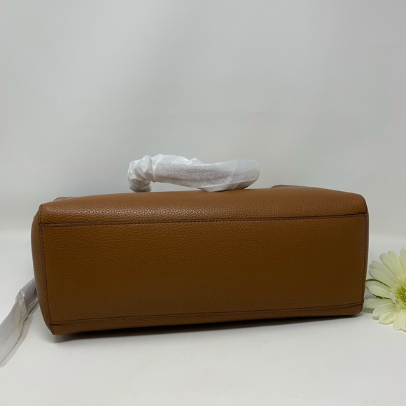 Michael Kors Kimberly Large 3 in 1 Tote - Picture 11 of 11